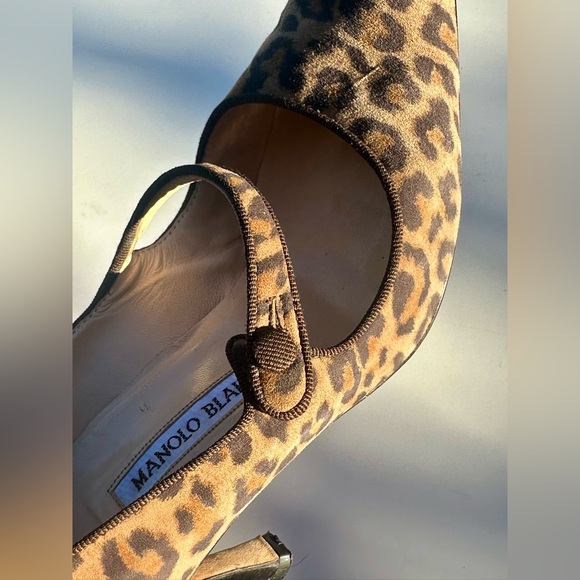 Manolo Blahnik Campari Suede Leopard Print Mary Jane Heels, 39, US 8.5 - 9 - Picture 7 of 13